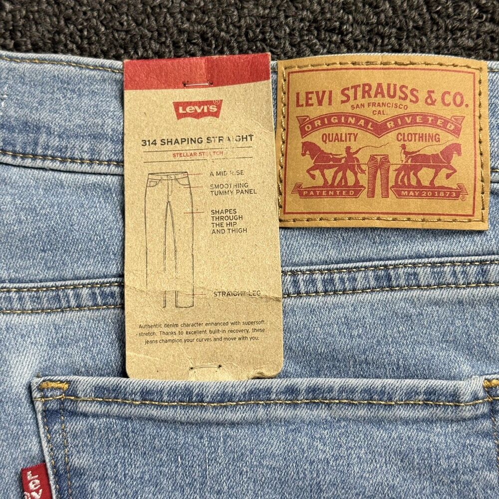 Levi's Women's 314 Shaping Straight Mid-Rise Stretch Denim Jean 32x32 Light Wash - Picture 7 of 16